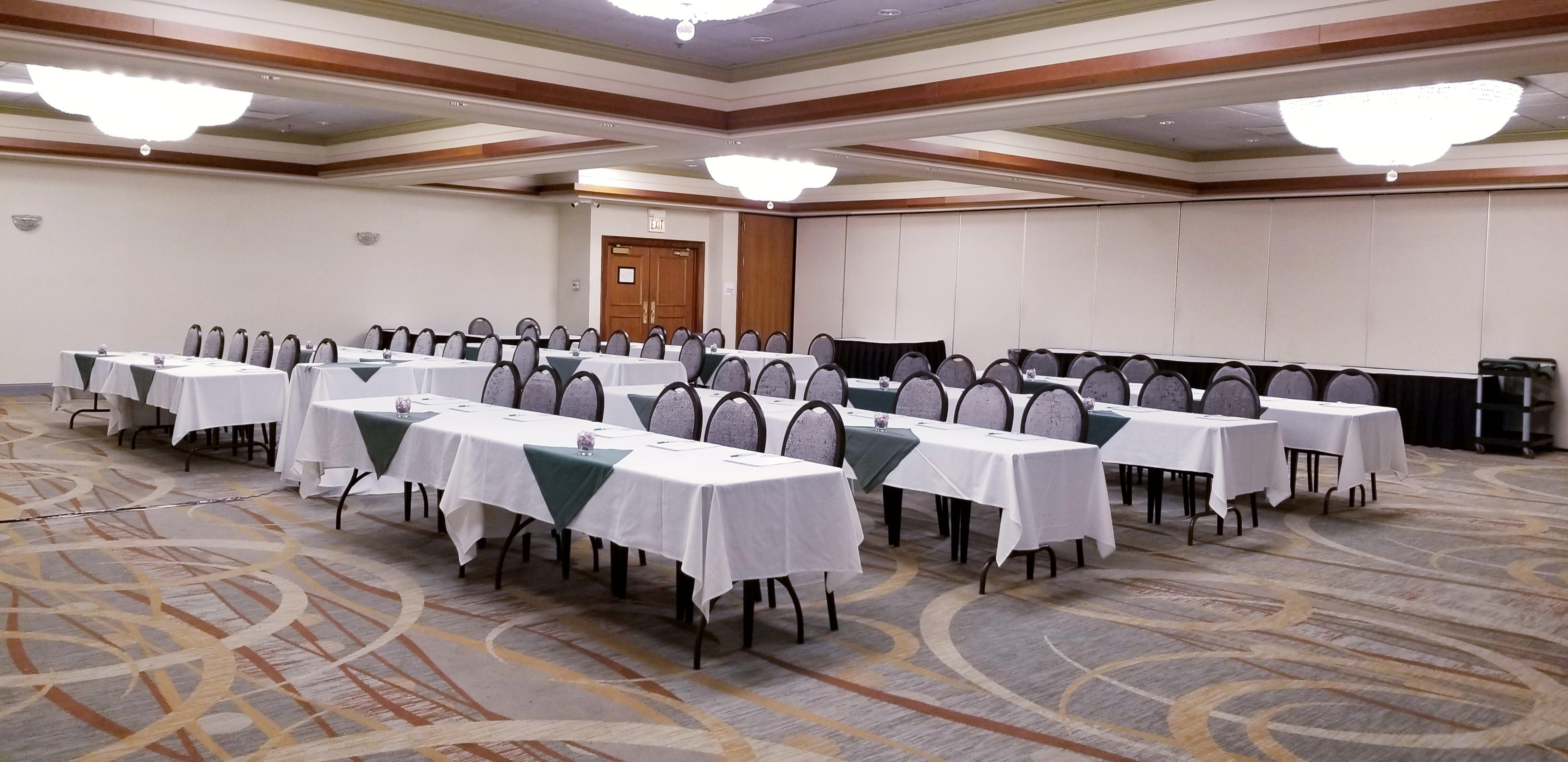 Holiday Inn Chicago Sw-Countryside Confctr By Ihg Eksteriør billede