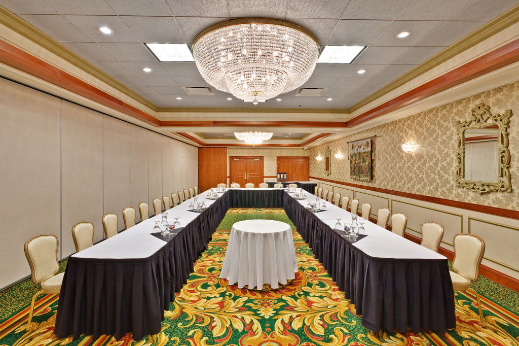 Holiday Inn Chicago Sw-Countryside Confctr By Ihg Eksteriør billede